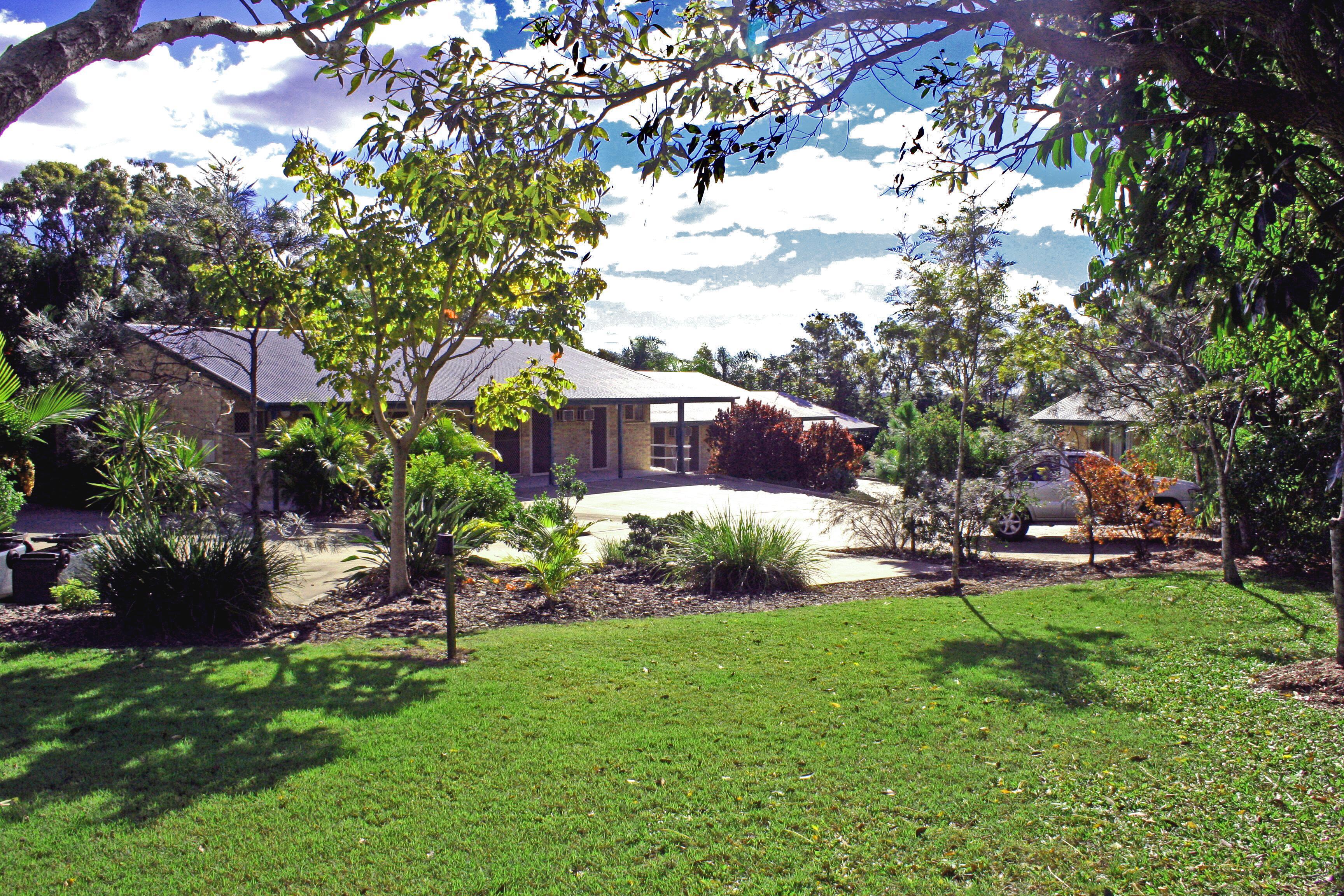 Emeraldene Inn & Eco-Lodge Hervey Bay Exterior photo